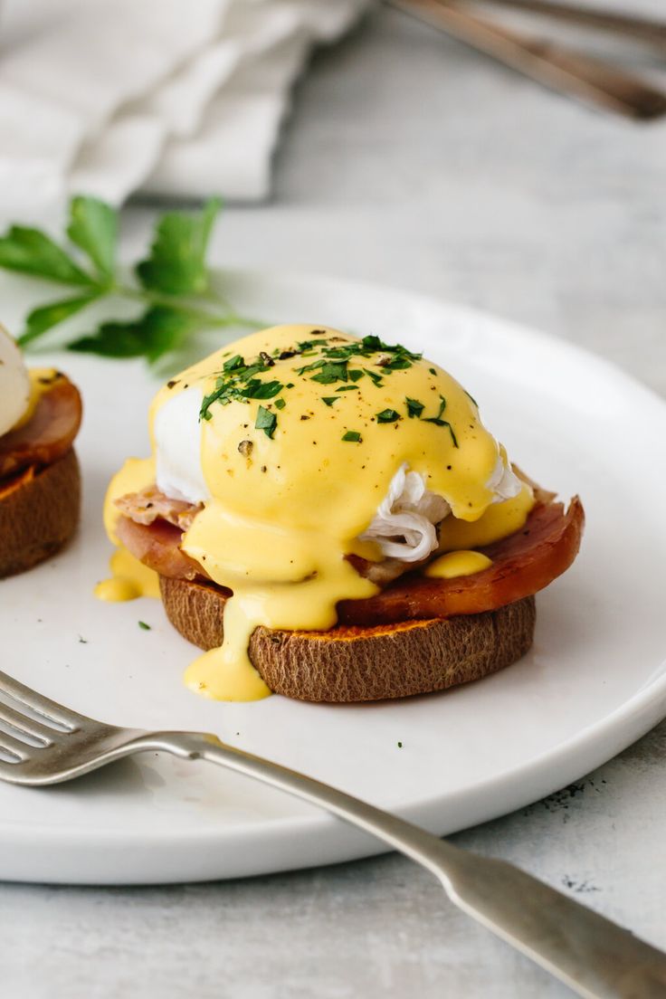 Healthy Eggs Benedict